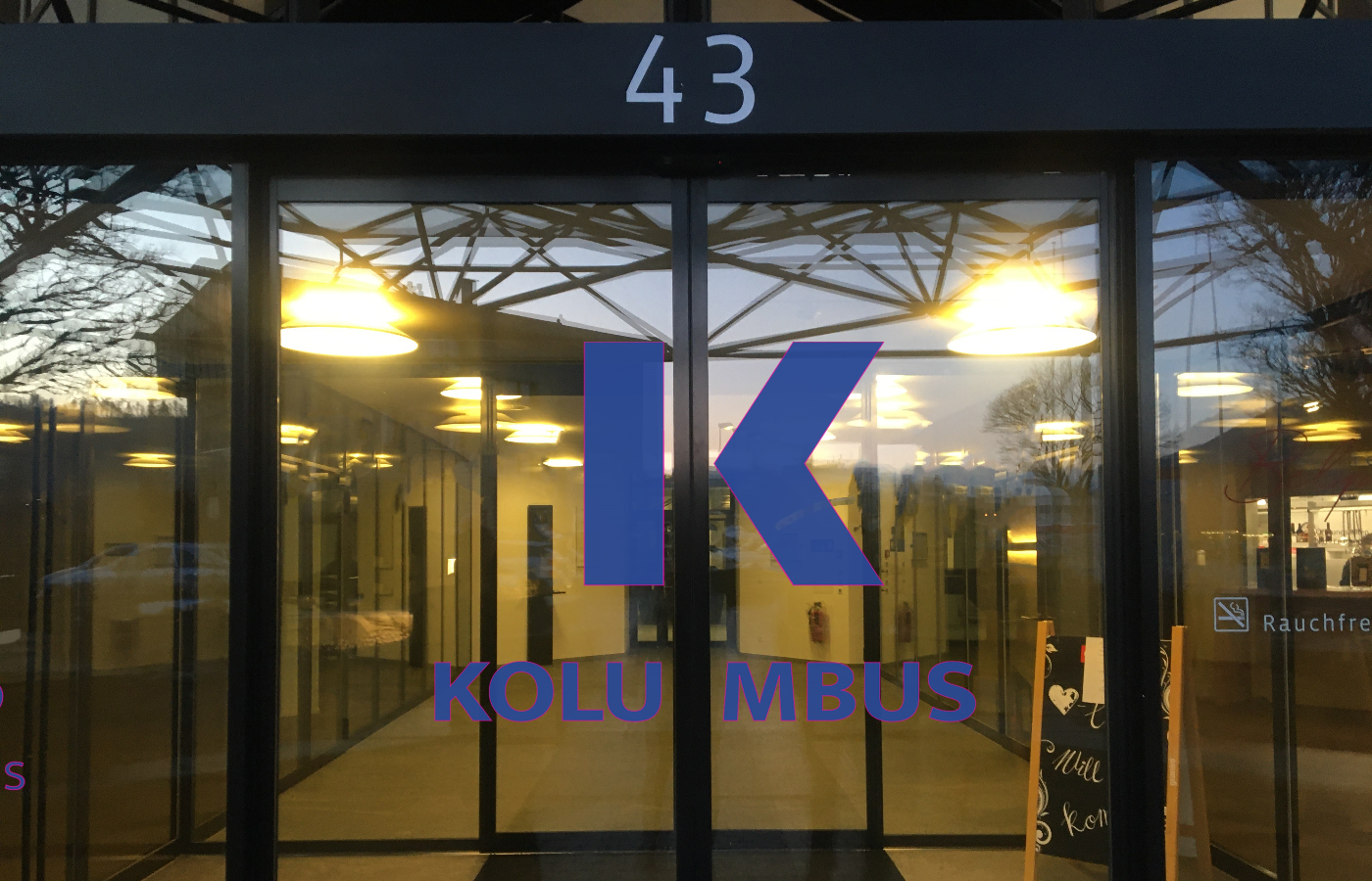 Business Center Bern Entrance 01